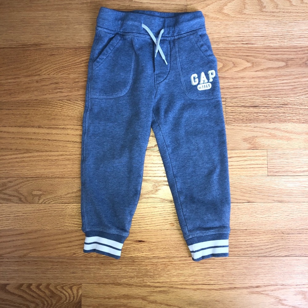 Gap 3T logo Pull-on Joggers